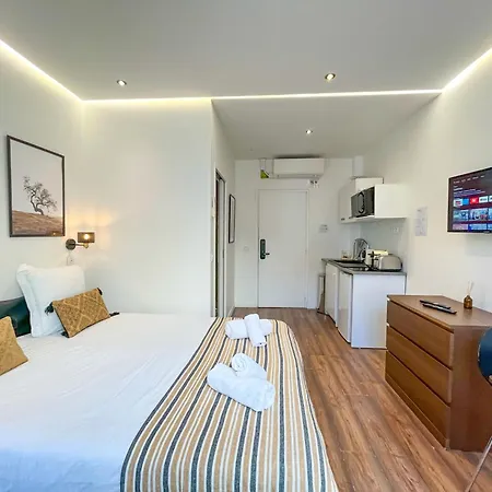 Urbanflat 208 - Beautiful In The Center Of Apartment Paris