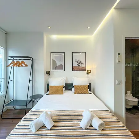 Urbanflat 208 - Beautiful In The Center Of *